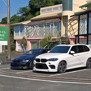 X5 F15