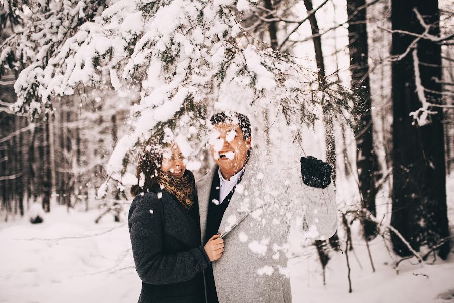 Fotógrafo de casamento Katya Kvasnikova (ikvasnikova). Foto de 1 de fevereiro 2016