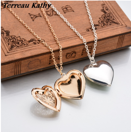 Title 1, Heart-shaped Love Necklace