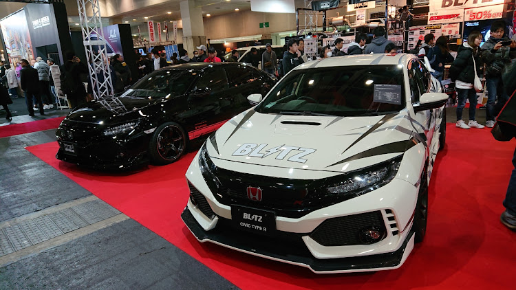 カローラフィールダーの大阪オートメッセ2019・スカイラインGT-R・尾根遺産・ヨコハマタイヤ・グッドスマイルレーシング初音ミクに関するカスタム事例の投稿画像20枚目