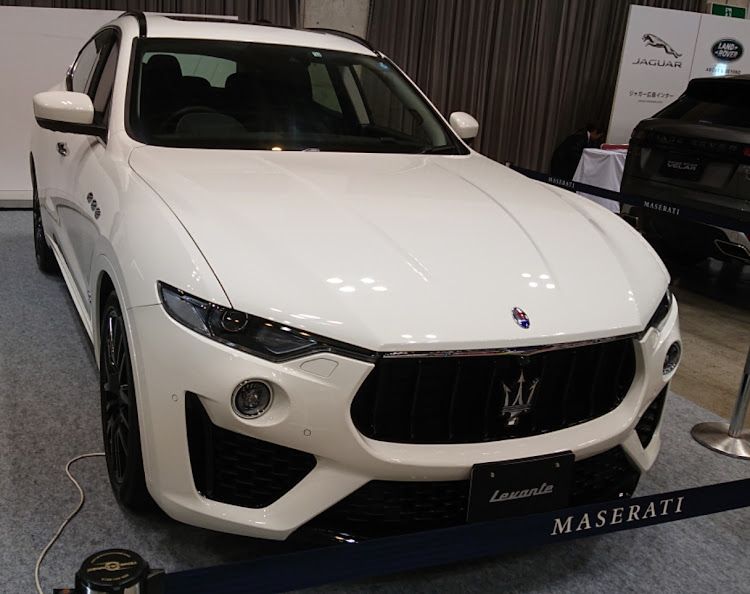 シロクさんが投稿した輸入車・高級車・イベント展示・センチュリーに関するカスタム事例の投稿画像9枚目