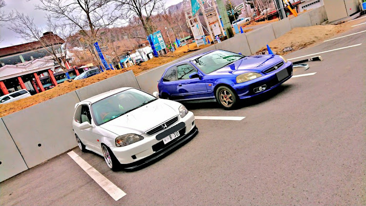 シビックのリップスポイラーに関するカスタム事例の投稿画像1枚目