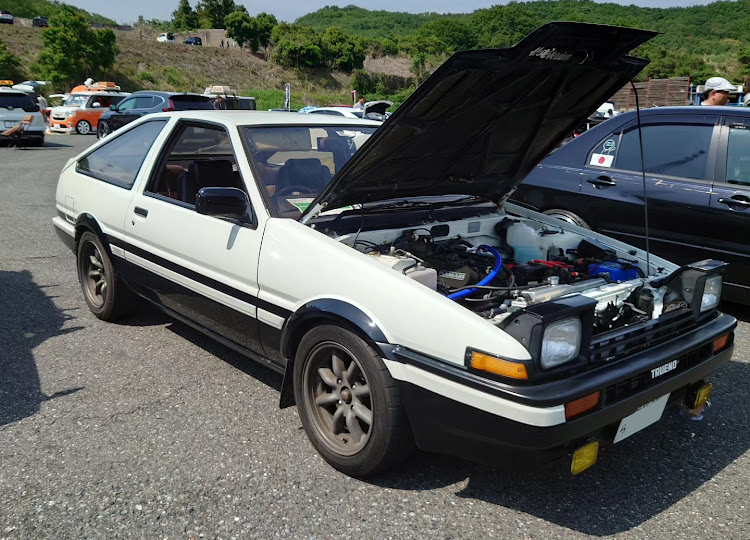 YOU『ゆう』さんが投稿した車好きと繋がりたい・PickUpCarsで会いましょう・PickUpCars2023・エンジンルームオープンに関するカスタム事例の投稿画像2枚目