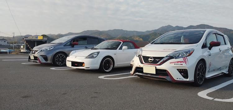 ノートのK.T.K.R’’ Racing teamに関するカスタム事例の投稿画像1枚目