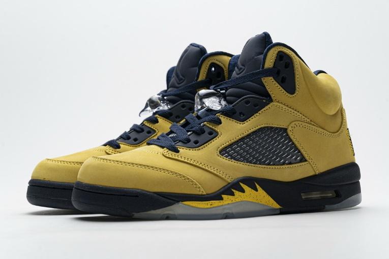 https://images.51microshop.com/12402/product/20210901/Perfectkicks_Air_Jordan_5_Retro_Michigan_2019_CQ9541_704_1630483203281_7.jpg