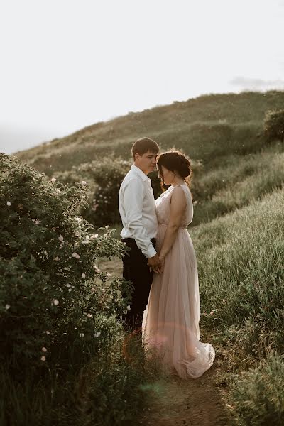 Fotógrafo de casamento Toma Zhukova (toma-zhukova). Foto de 12 de junho 2018