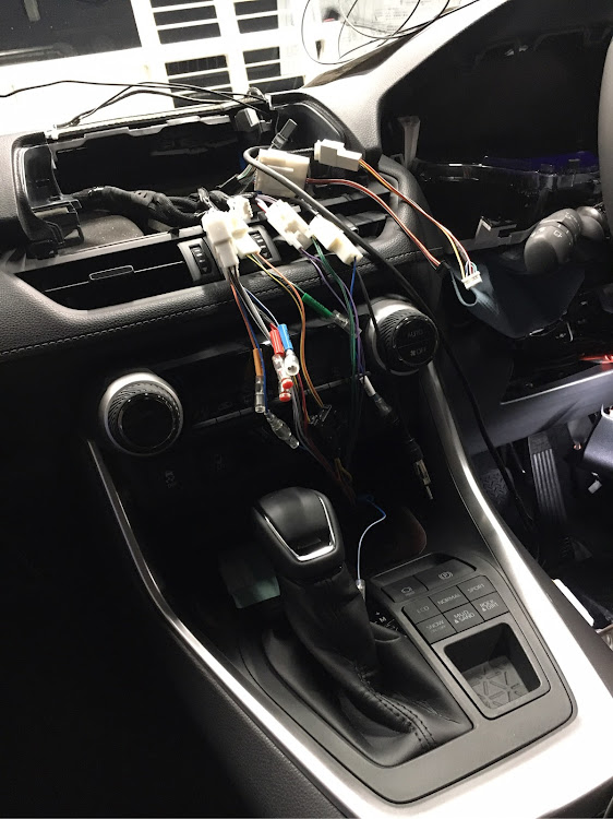 RAV4のuwaさんが投稿したカスタム事例の投稿画像1枚目