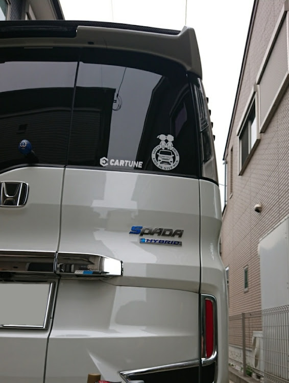 ステップワゴンスパーダのリアスポイラー有り派？無し派？・R32はリアスポ無しに関するカスタム事例の投稿画像2枚目