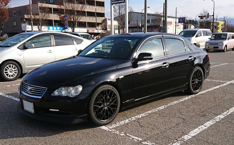 マークXのマークX 120系・スタッドレスタイヤ・VRX2・wedsホイール・レオニスに関するカスタム事例の投稿画像1枚目