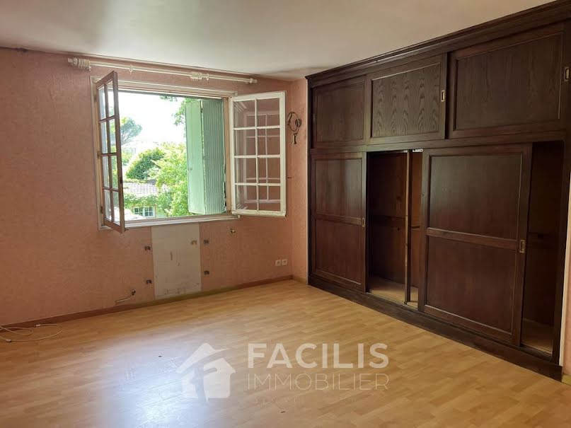 Vente maison 5 pièces 144.47 m² à Angouleme (16000), 179 900 €