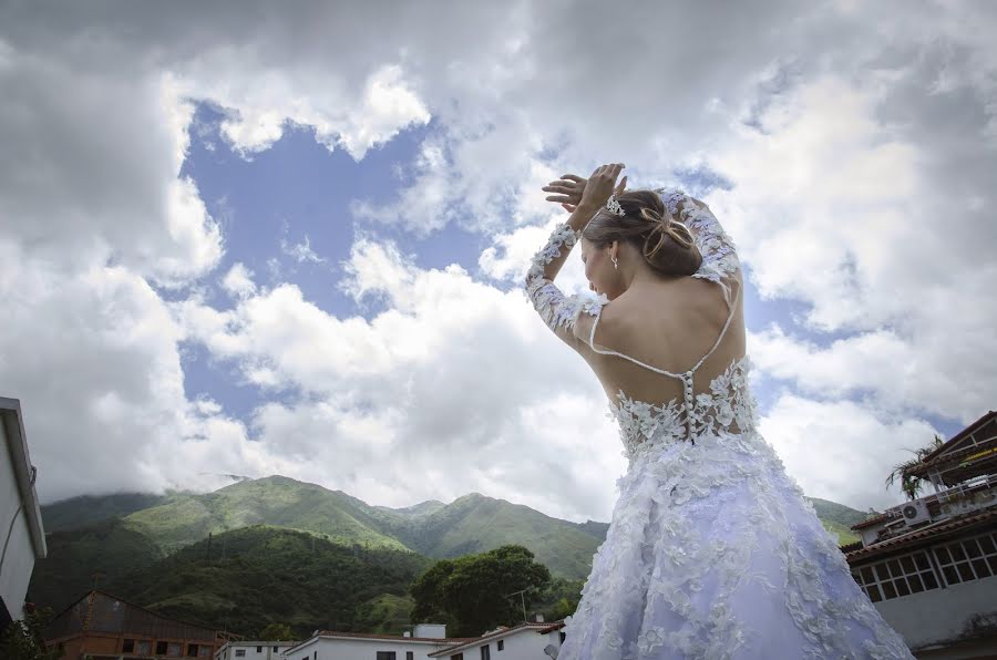 Fotógrafo de casamento Olaf Morros (olafmorros). Foto de 14 de junho 2018