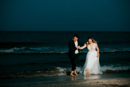 Fotógrafo de casamento Ionut Floricescu (floricescu). Foto de 28 de março 2023