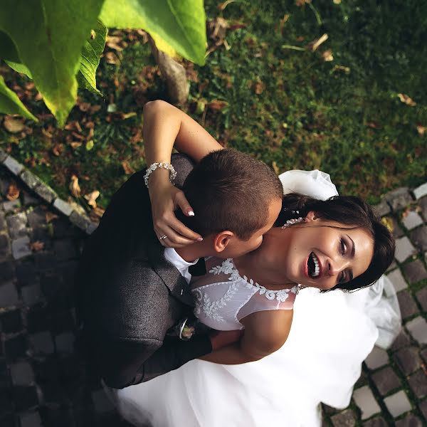 Fotografo di matrimoni Vasili Kovach (kovach). Foto del 4 luglio 2019