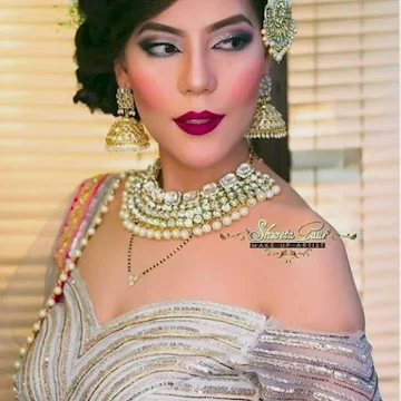 shweta-gaur-top-bridal-makeup-artists_image