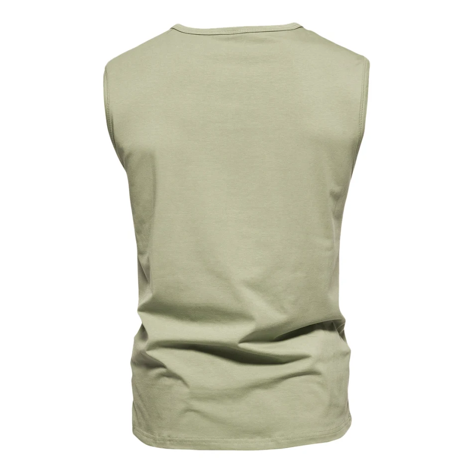 Camiseta sin mangas de verano para hombre, cuello Henry, chaleco de hombros anchos. Perfecta para capas y deporte, ligera y transpirable, ideal para el calor.