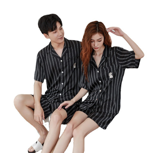 Title 7, Summer Ice Silk Fashion Short Sleeved Shorts Su...