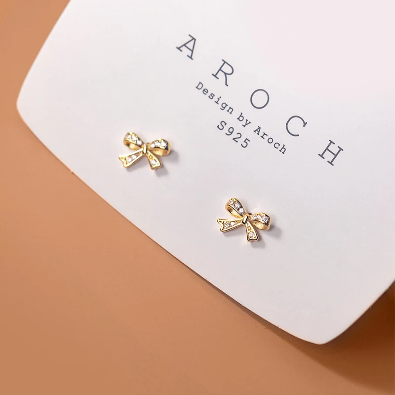 Brincos femininos de prata S925 estilo coreano para o verão, design fofo e charmoso, perfeitos para um visual fresco e elegante.