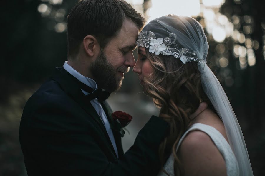 Wedding photographer Tiril Hauan (fotoforundring). Photo of 8 May 2019