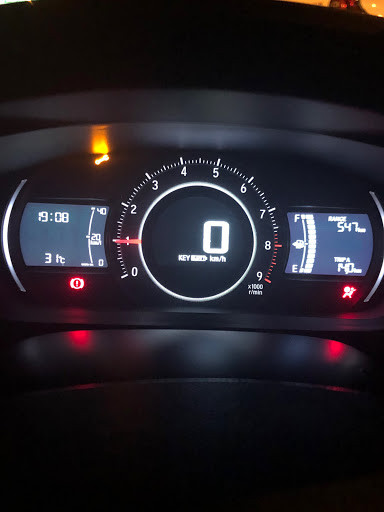 S660 のオイル交換時期です もう5000キロ カストロール Edge ラーメン食べたいに関するカスタム メンテナンスの投稿画像 車のカスタム情報はcartune