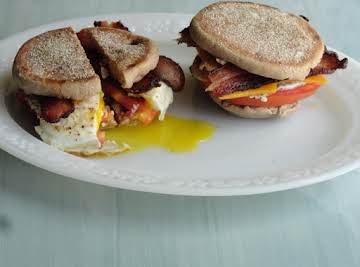 Fried egg sandwich with style, part 2