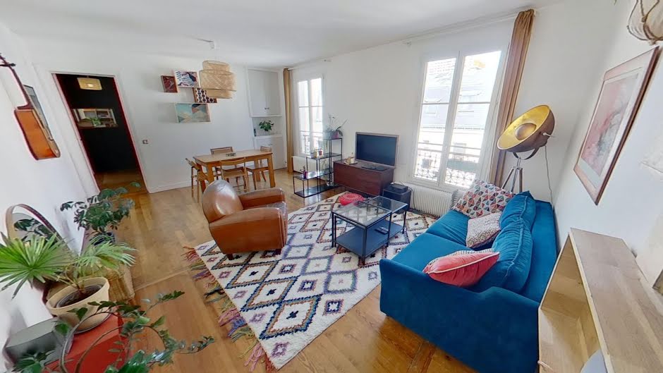 Location  appartement 3 pièces 80 m² à Paris 18ème (75018), 2 400 €