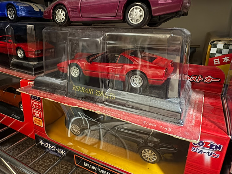 Z MANさんが投稿したフェラーリ・328に関するカスタム事例の投稿画像1枚目