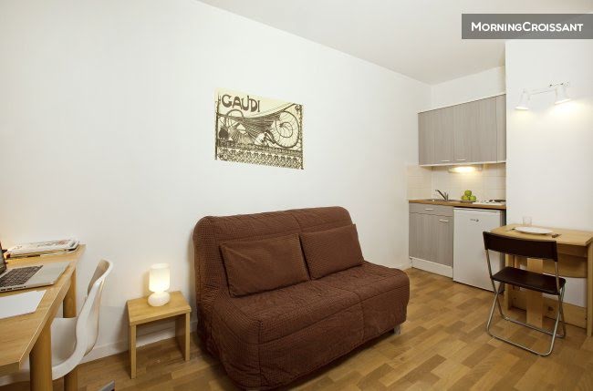 Location meublée appartement 2 pièces 38 m² à Noisy-le-Grand (93160), 1 350 €