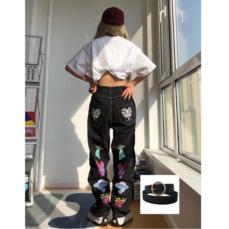 Jeans dritti ampi con chiusura laterale. Pantaloni comodi e alla moda, perfetti per un look casual e versatile, ideali per ogni occasione.