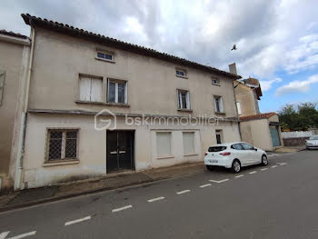 maison à Chasseneuil-sur-Bonnieure (16)