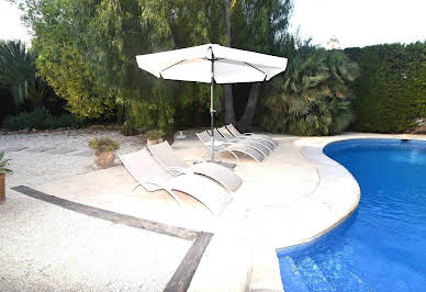Property with pool 7