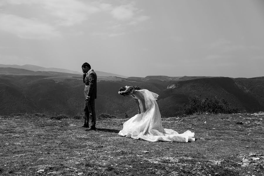 Fotógrafo de casamento Azamat Khanaliev (khanaliev). Foto de 22 de julho 2020