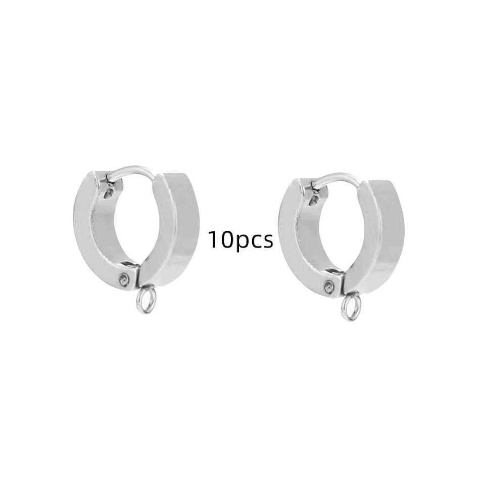 Stijlvolle roestvrijstalen oorclips. Creëer een verfijnde look zonder gaatjes. Comfortabel, duurzaam en perfect voor elke gelegenheid. Ontdek ze nu!