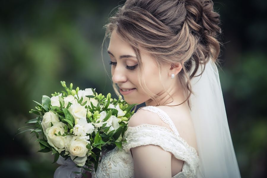 Fotógrafo de casamento Anton Basov (bassograph). Foto de 16 de março 2018