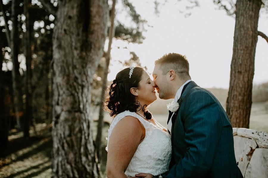 Fotógrafo de casamento Siobhan Beales (siobhanbealesph). Foto de 2 de julho 2019