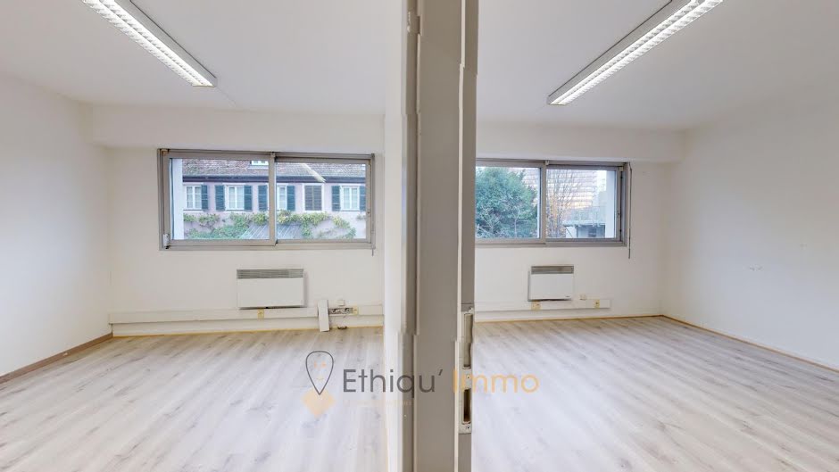 Vente appartement 5 pièces 107 m² à Strasbourg (67000), 332 800 €