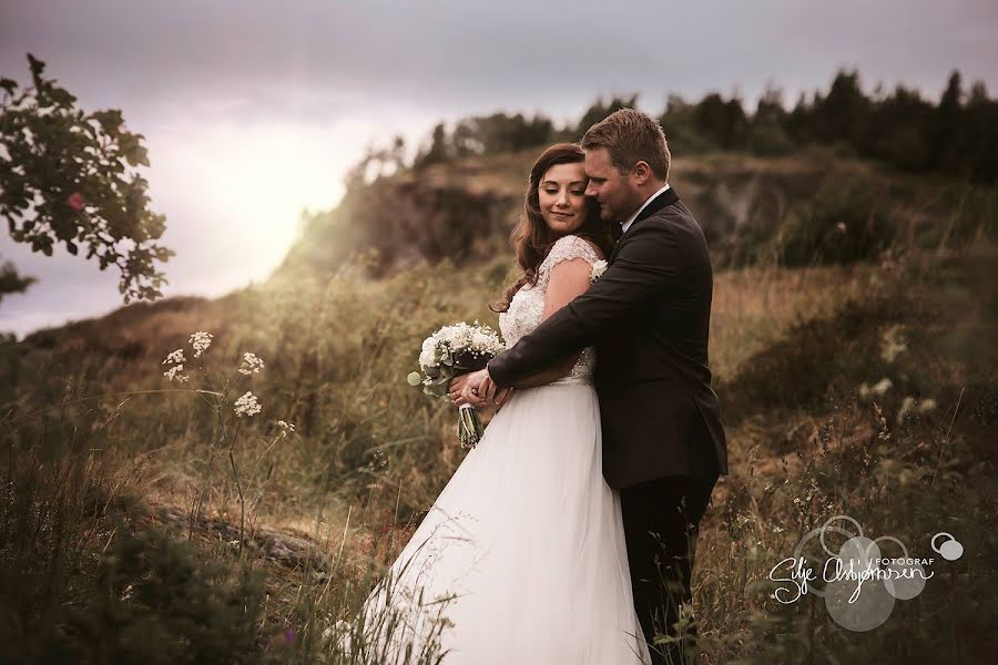 Fotografo di matrimoni Silje Asbjørnsen (siljeasbjornsen). Foto del 14 maggio 2019