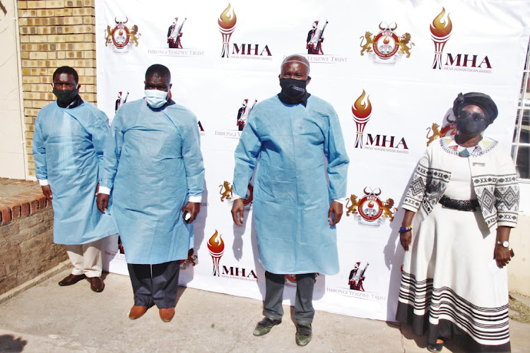 Contralesa secretary-general and ANC MP Zolani Mkiva through his Mkiva Humanitarian Foundation donated personal protective equipment worth more than R1-million. With him in the picture are Amathole district mayor, Khanyisile KC Maneli , Mbhashe mayor Samnkelo Janda and health department district director for Amathole Sindiswa Gede .