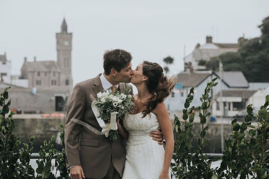 Fotografo di matrimoni Chris Symonds (chrissymondsph). Foto del 2 luglio 2019