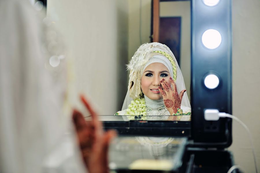 Fotógrafo de casamento Fresno Pratama (fresnopratama). Foto de 15 de janeiro 2015