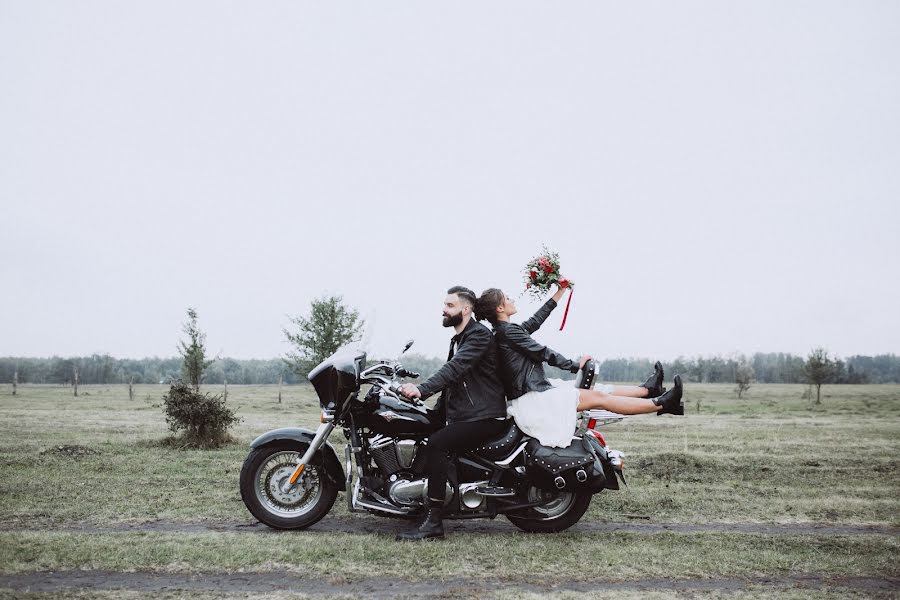 Fotógrafo de casamento Aleksandr Varukha (varuhovski). Foto de 2 de fevereiro 2019