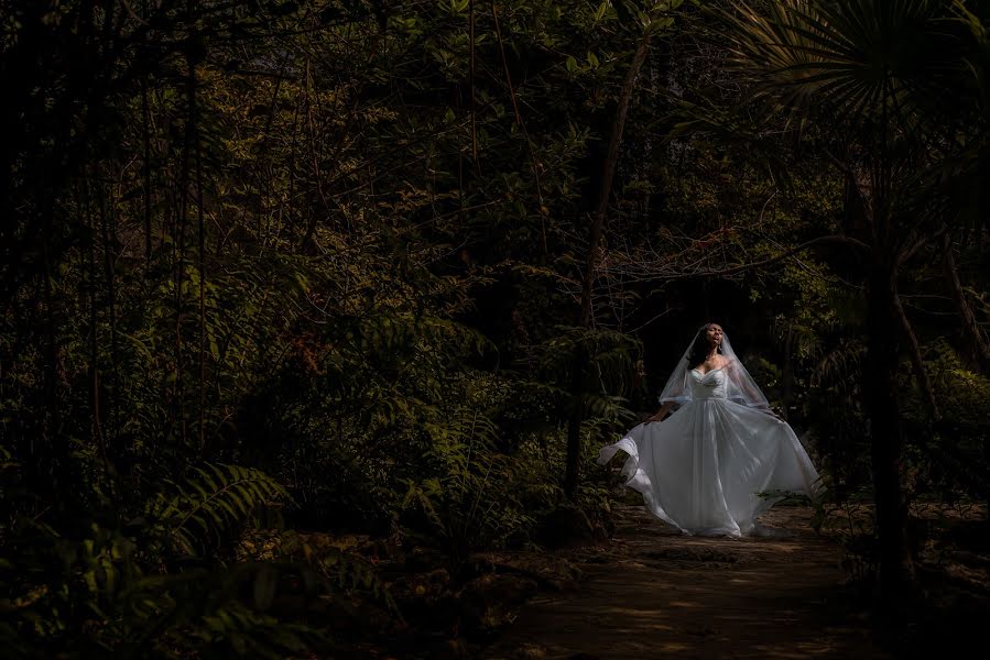 Fotografo di matrimoni Karla De La Rosa (karladelarosa). Foto del 27 febbraio 2016