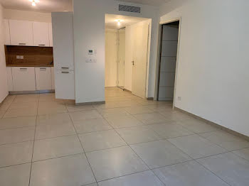 appartement à Mandelieu-la-Napoule (06)