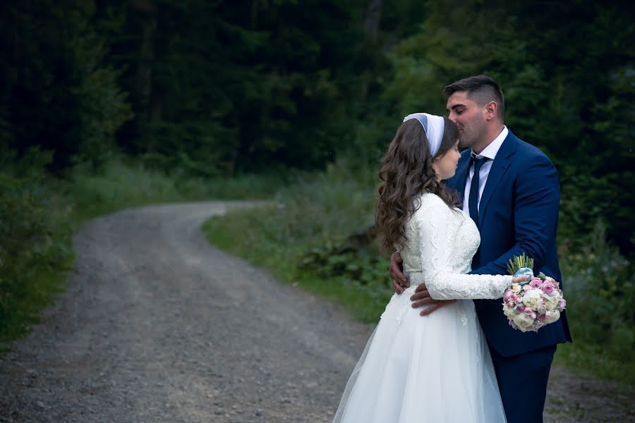 Bröllopsfotograf Codrut Sevastin (codrutsevastin). Foto av 21 augusti 2019