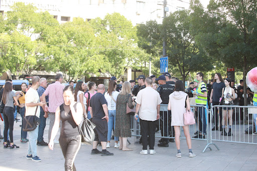 Zeleno-levi front istakao LGBT zastavu na zgradi Skupštine Grada Beograda