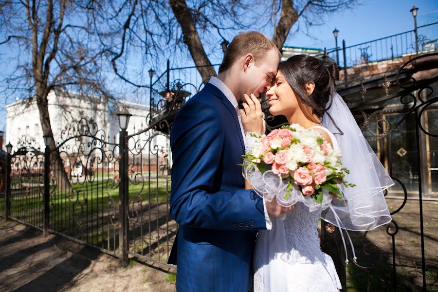 Wedding photographer Antonina Volkogonova (to83). Photo of 29 May 2014