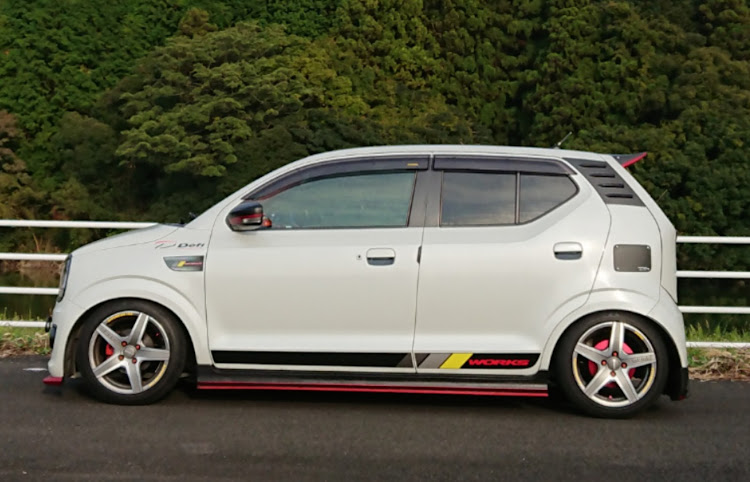 アルトワークスのオン会・超車高調に関するカスタム事例の投稿画像2枚目
