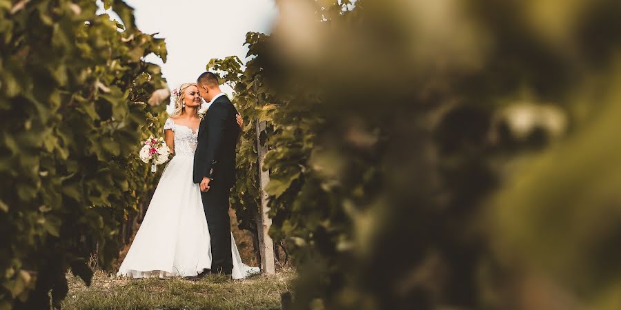 Fotógrafo de casamento Milan Krajňák (mportrait). Foto de 8 de maio 2020