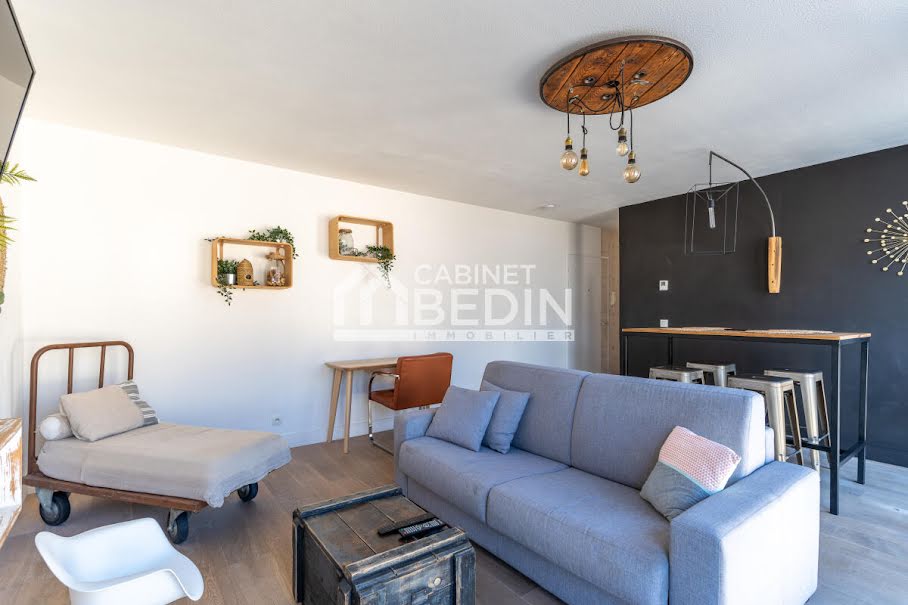 Vente appartement 2 pièces 49.6 m² à Bordeaux (33000), 291 500 €