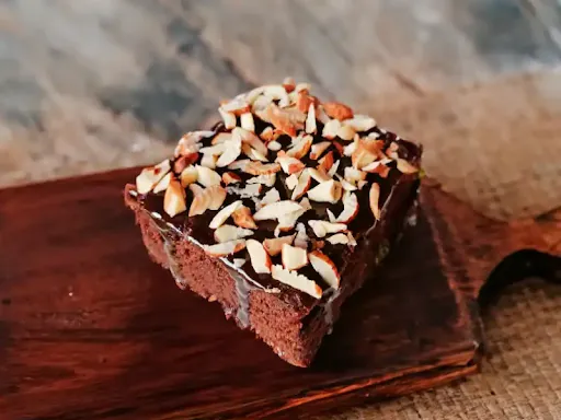 Chocolat Almond Brownie