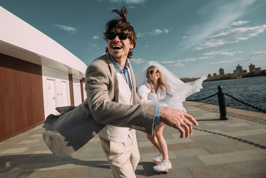 Fotógrafo de casamento Maksim Kolomychenko (maxcol). Foto de 14 de junho 2022